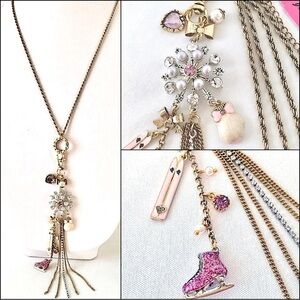 Betsey Johnson ‘Ski Bunny’ Ski Ice Skate Necklace HTF, Rare!